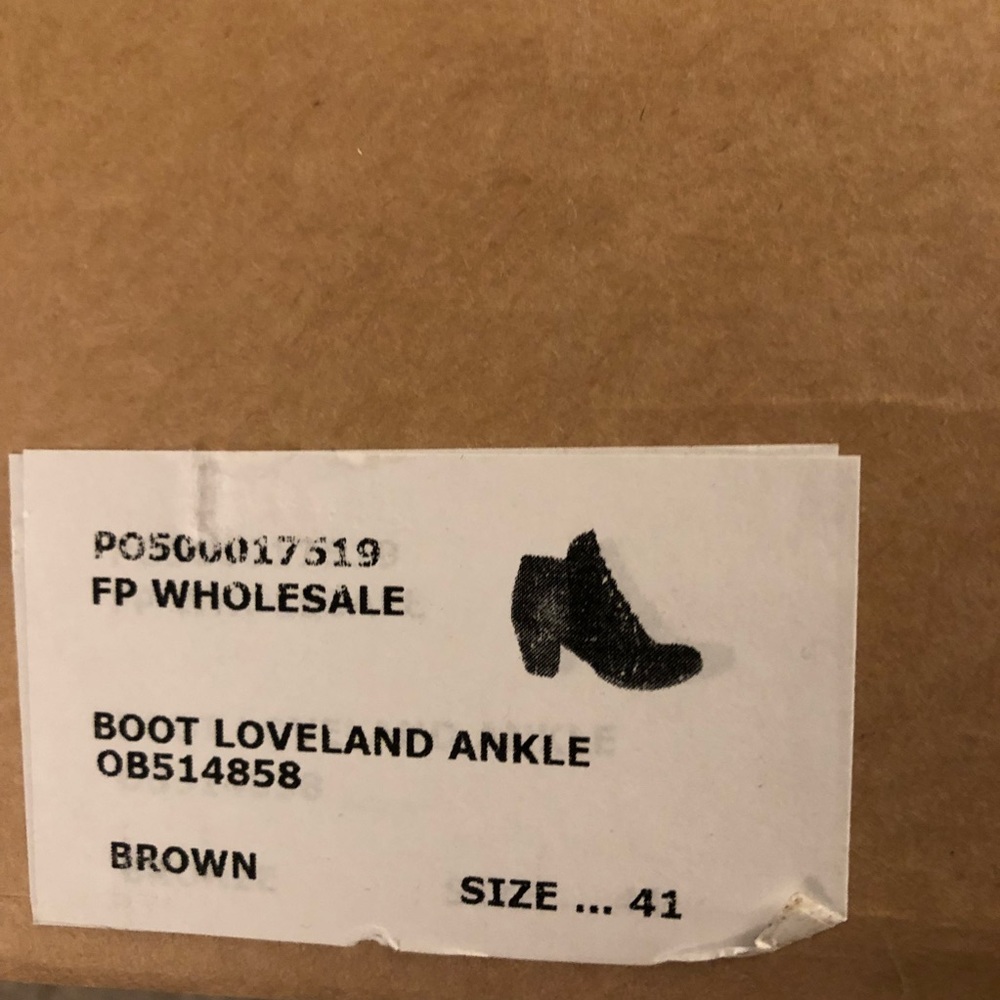 FREE PEOPLE Loveland Ankle Boots BROWN SUEDE - Picture 8 of 8